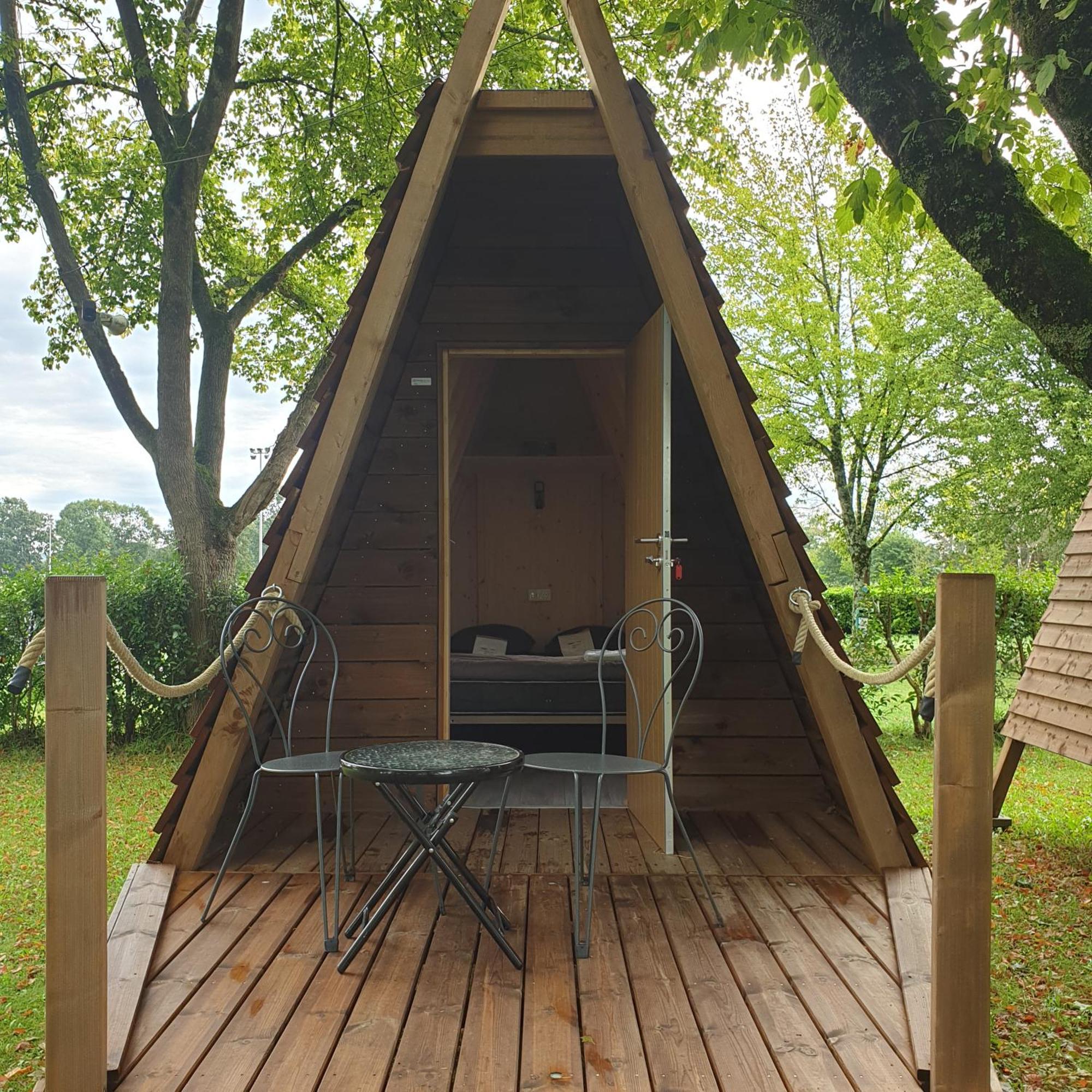 Camping Pyrénées Nature Oloron-Sainte-Marie Exterior foto